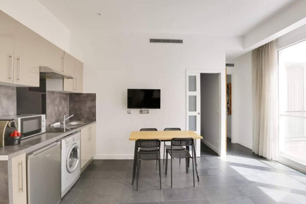 Appartement Cosy Pres Du Marais Париж Екстериор снимка