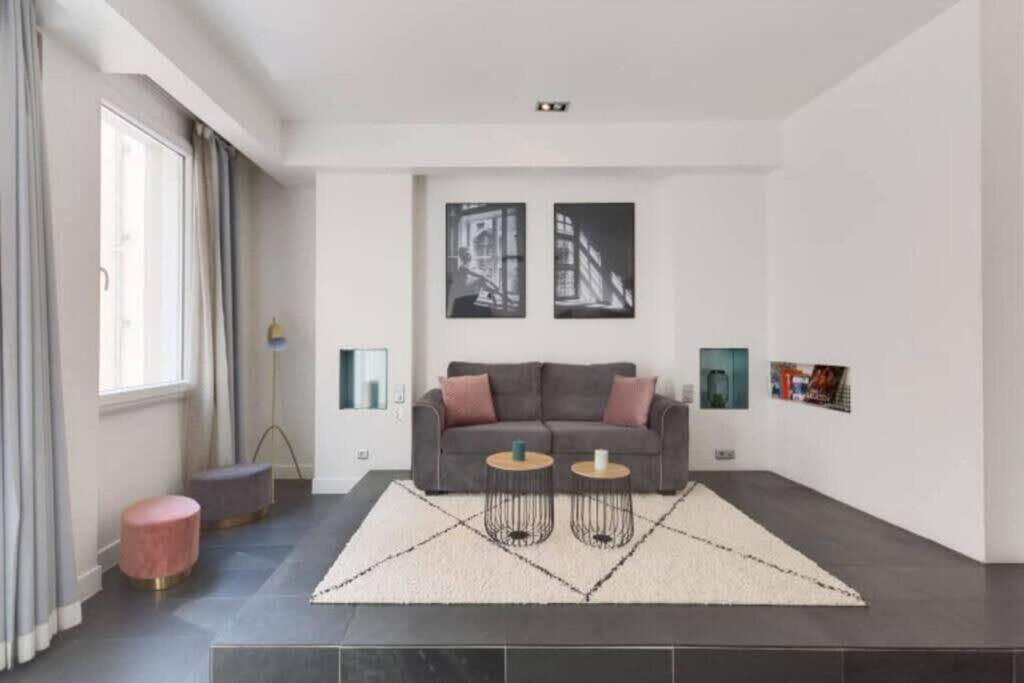 Appartement Cosy Pres Du Marais Париж Екстериор снимка